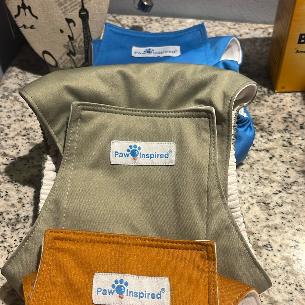 Pet Parents Dog Diapers Size Medium Velcro washable